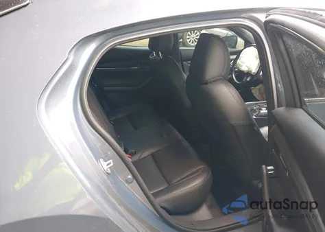 2021 Mazda Mazda3 Hatchback 2.5 Turbo Premium Plus z USA, uszkodzony, nr VIN JM1BPBNY6M1320437